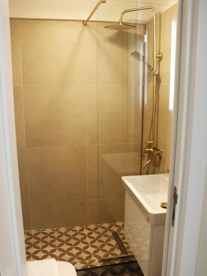 Mina City Center Apartment Amzei Bucureşti Ngoại thất bức ảnh